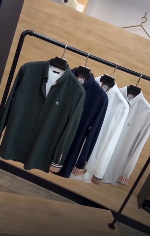 Signature Style: The Timeless Premium Shirt 🔥