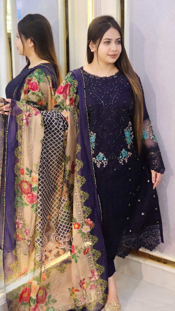 Elegant Embroidered Dress ✨ - Image 5