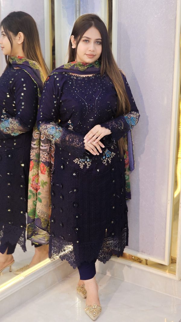 Elegant Embroidered Dress ✨ - Image 6