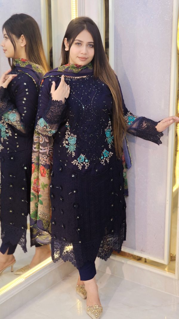Elegant Embroidered Dress ✨ - Image 7