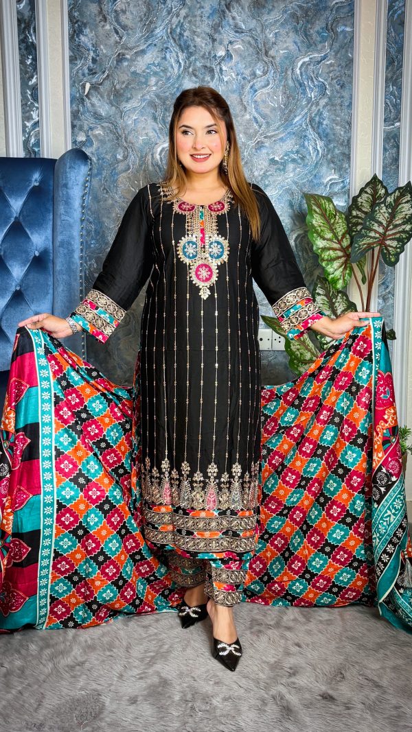 Black Party Ware Dresses - Image 3