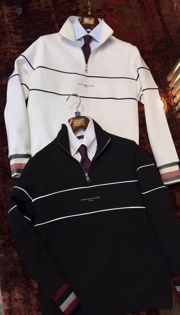 Classic Stripe Half-Zip Sweatshirtš„