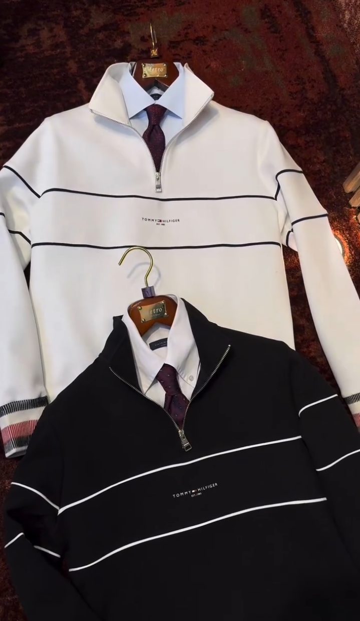 Classic Stripe Half-Zip Sweatshirtš„ - Image 3