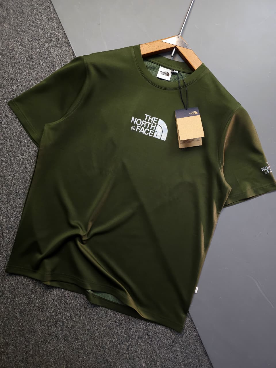 PREMIUM MEN'S T-SHIRT - Image 2