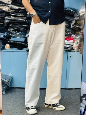 Straight Cut Baggy Jeans